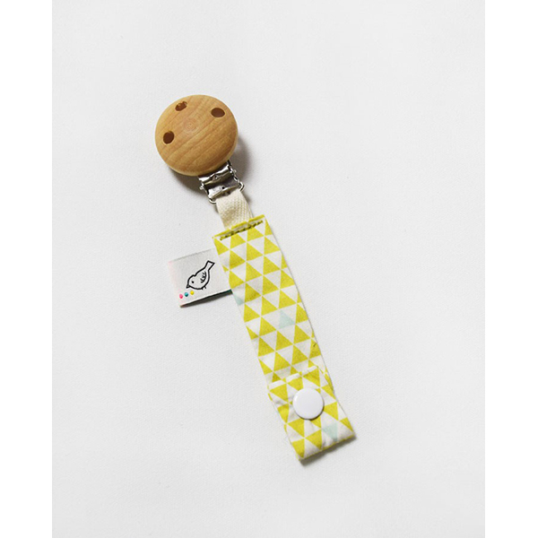 Attache sucette triangles vert clair & bois naturel 100 % BIO