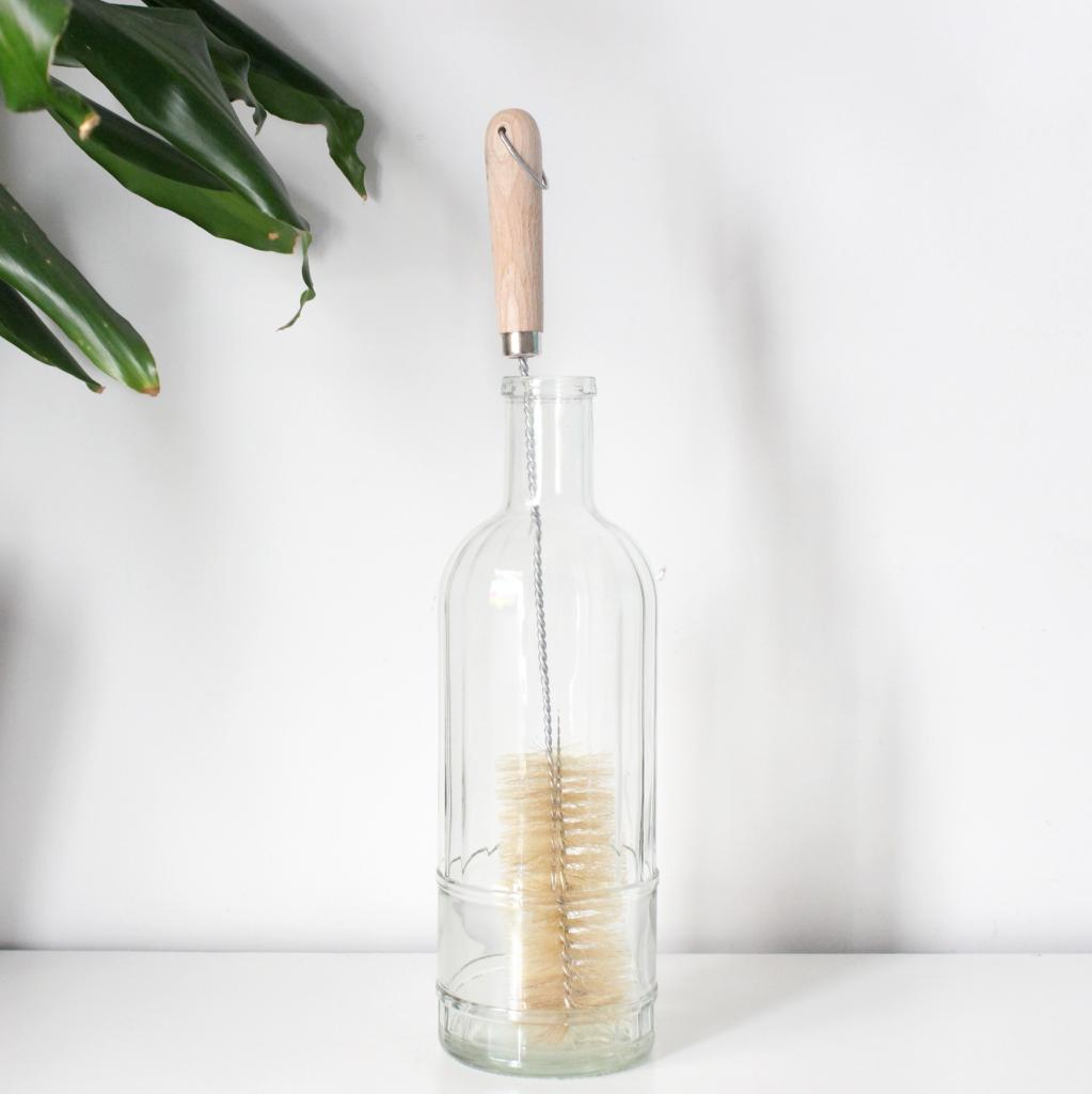Goupillon à bouteille en soies naturelles avec manche en bois - 35 cm