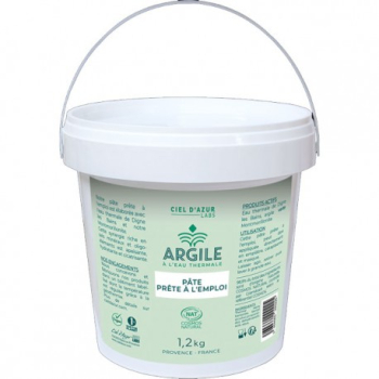 argile-pate-verte-prete-a-lemploi-ciel-dazur