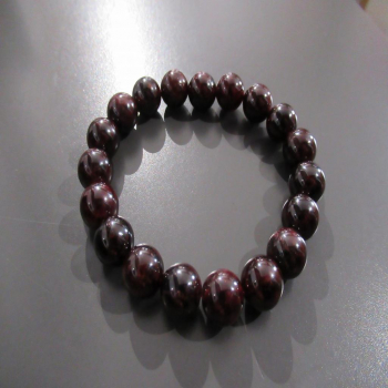 Bracelet en grenat 10mm