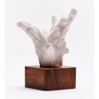 Sculpture en bois et céramique / KINO