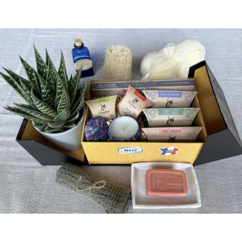 Coffret: Bougie et 3 Savons Bio - EN PROMOTION