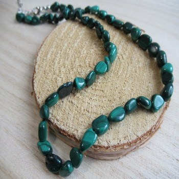 Collier en malachite
