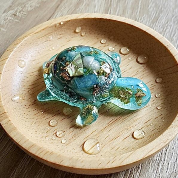 Bébé tortue orgonite Lisou amazonite