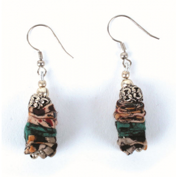Boucles d'oreille - sari ecyclé et perles métal