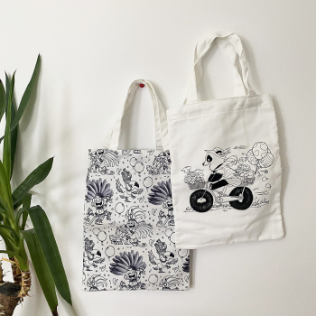 Petit sac totebag en toile à colorier