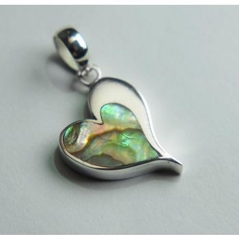 Collier Coeur argent et nacre. Pour Noël offrez de la Lumière.