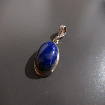 Pendentif en lapis lazuli 2