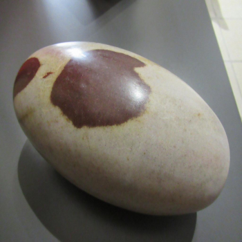 Pierre de Shiva Lingam 2.436kg
