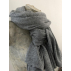 Écharpe grise tricotée en cachemire éthique du Népal 