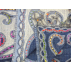 Étole en laine bouillie et brodée à la main - Blanc, bleu jean et multicolore