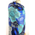 Étole ou écharpe fine aux grandes fleurs bleu sur fond bleu marine en cachemire éthique Indien.